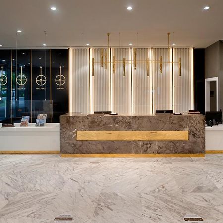 Limak Skopje Luxury Hotel Exterior photo Lobby